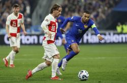 英雄联盟总决赛直播-包含比利时不敌法国，憾失欧国联决赛资格的词条