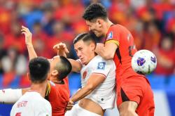 英雄联盟总决赛门票-四海八荒都传播的足球热潮，球队表现抢眼，备受瞩目