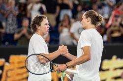 英雄联盟总决赛2025-澳网鏖战美网，兹维列夫关键制胜