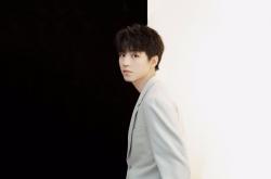 LOL决赛-绝境之王，卡瓦哈尔关键一顶，为厄瓜多尔撕开生存裂缝