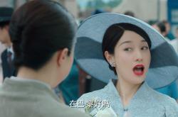 英雄联盟总决赛时间-当绿茵场被横扫，赛道正被接管，两种胜利的交响