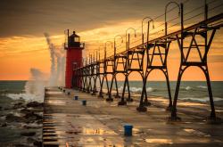 英雄联盟总决赛2025-横穿全场的绝响，拉文逆天三分定格唯一之夜