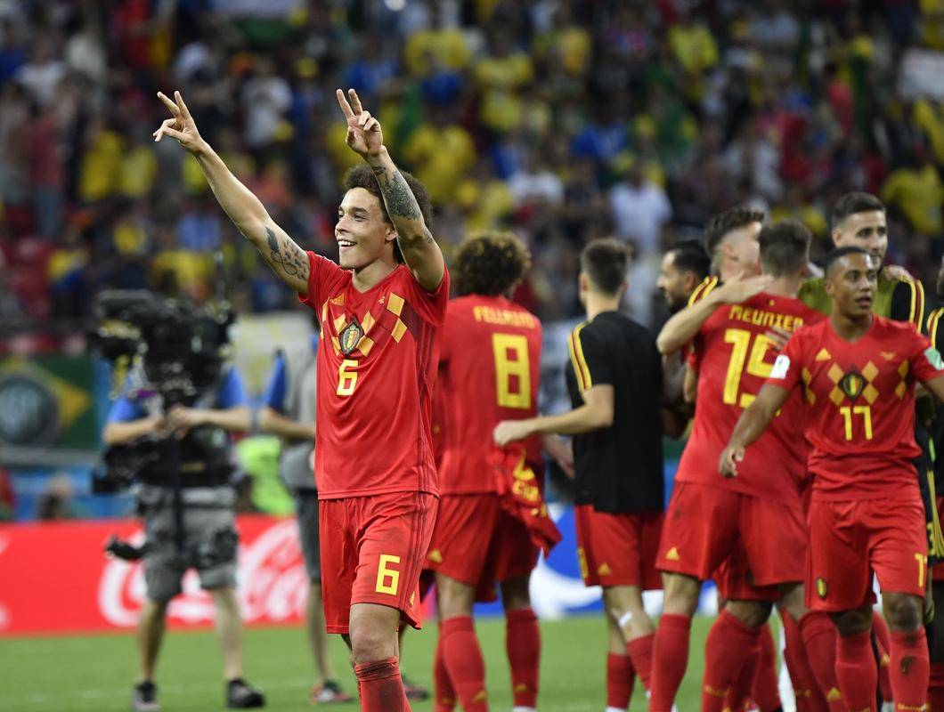 包含比利时女足比赛实时新闻，火力全开的词条