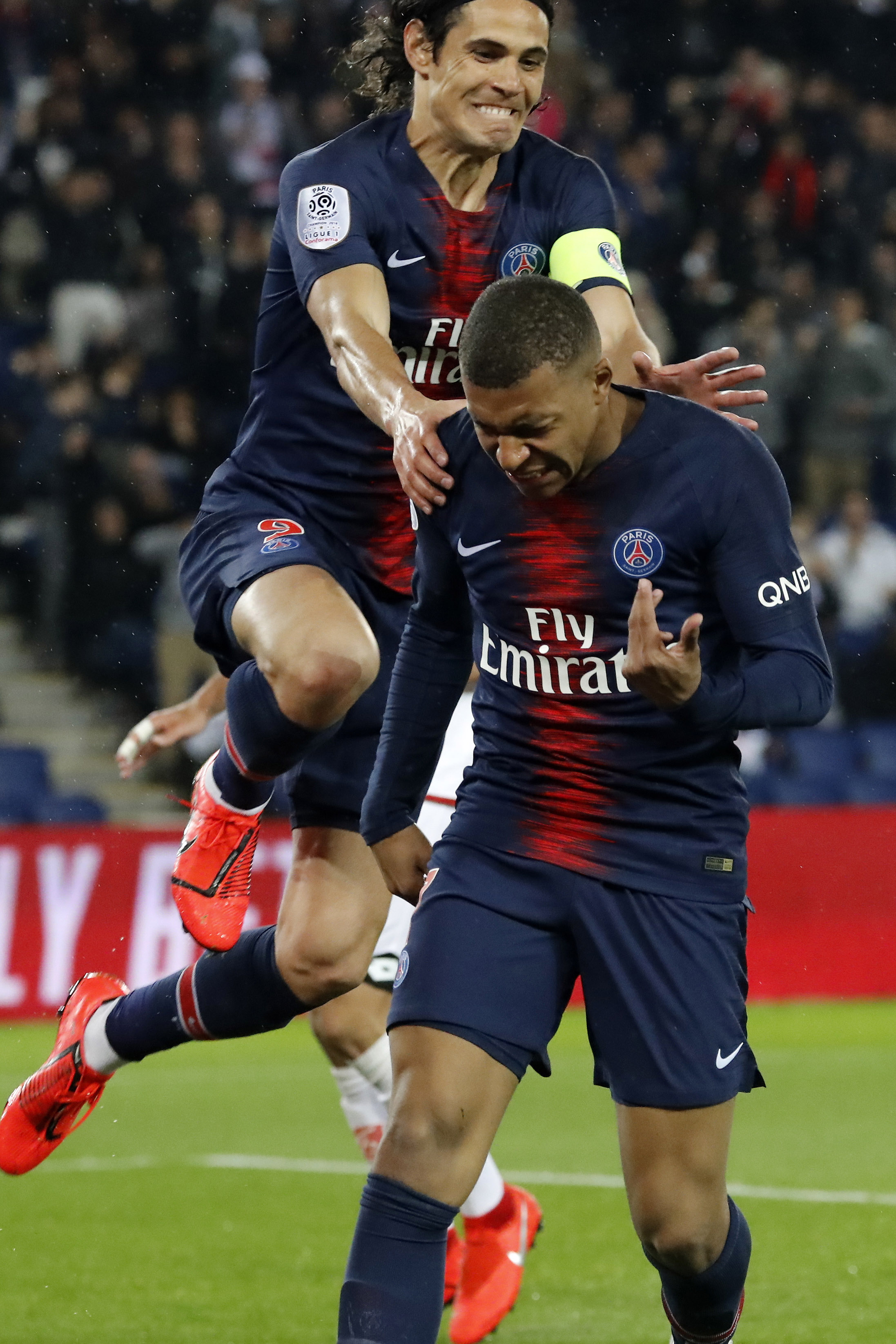 巴黎圣日耳曼再胜第戎，稳居积分榜首位的简单介绍