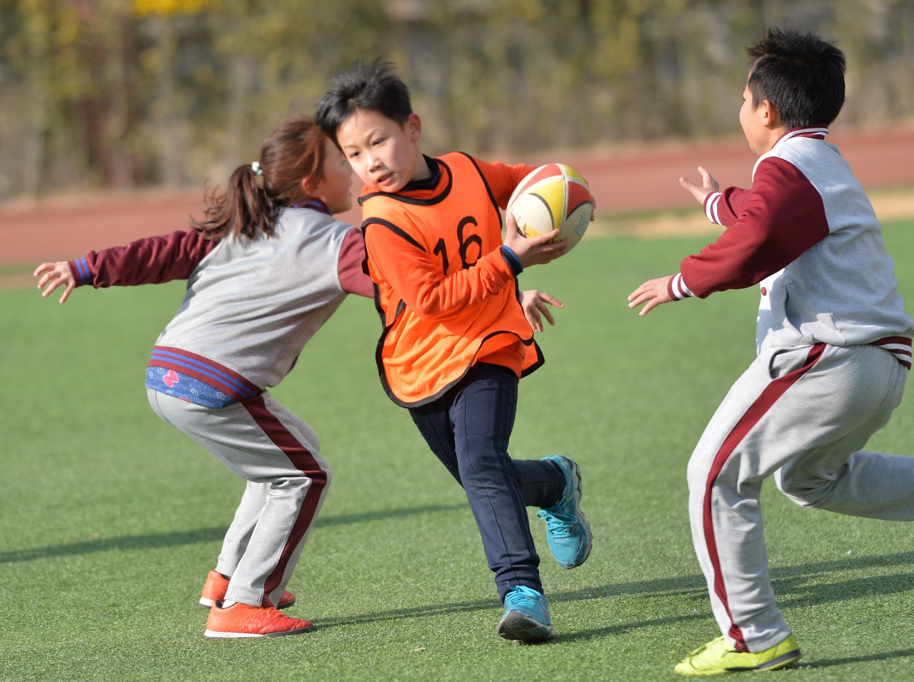 终极对抗！橄榄球战火再次点燃