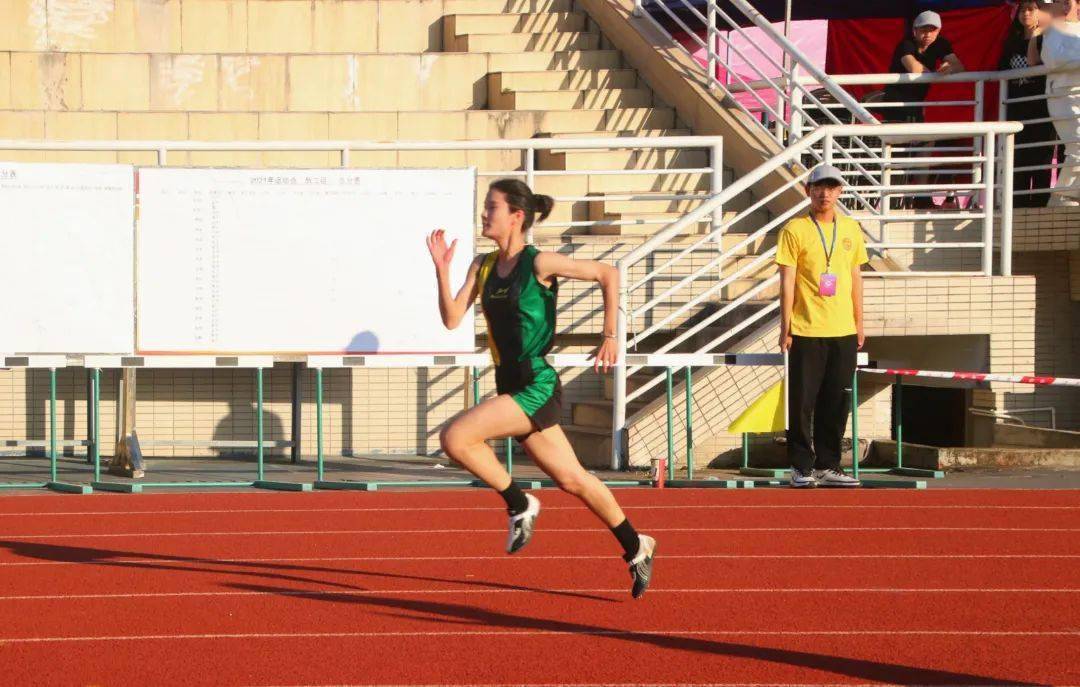 神仙对局！田径比赛过程堪比大片
