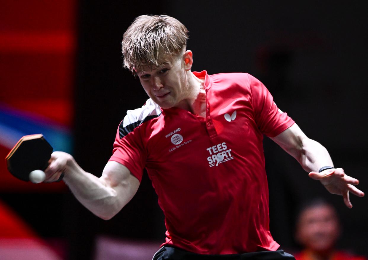 英格兰队逆转法国队，梁靖崑刷新纪录