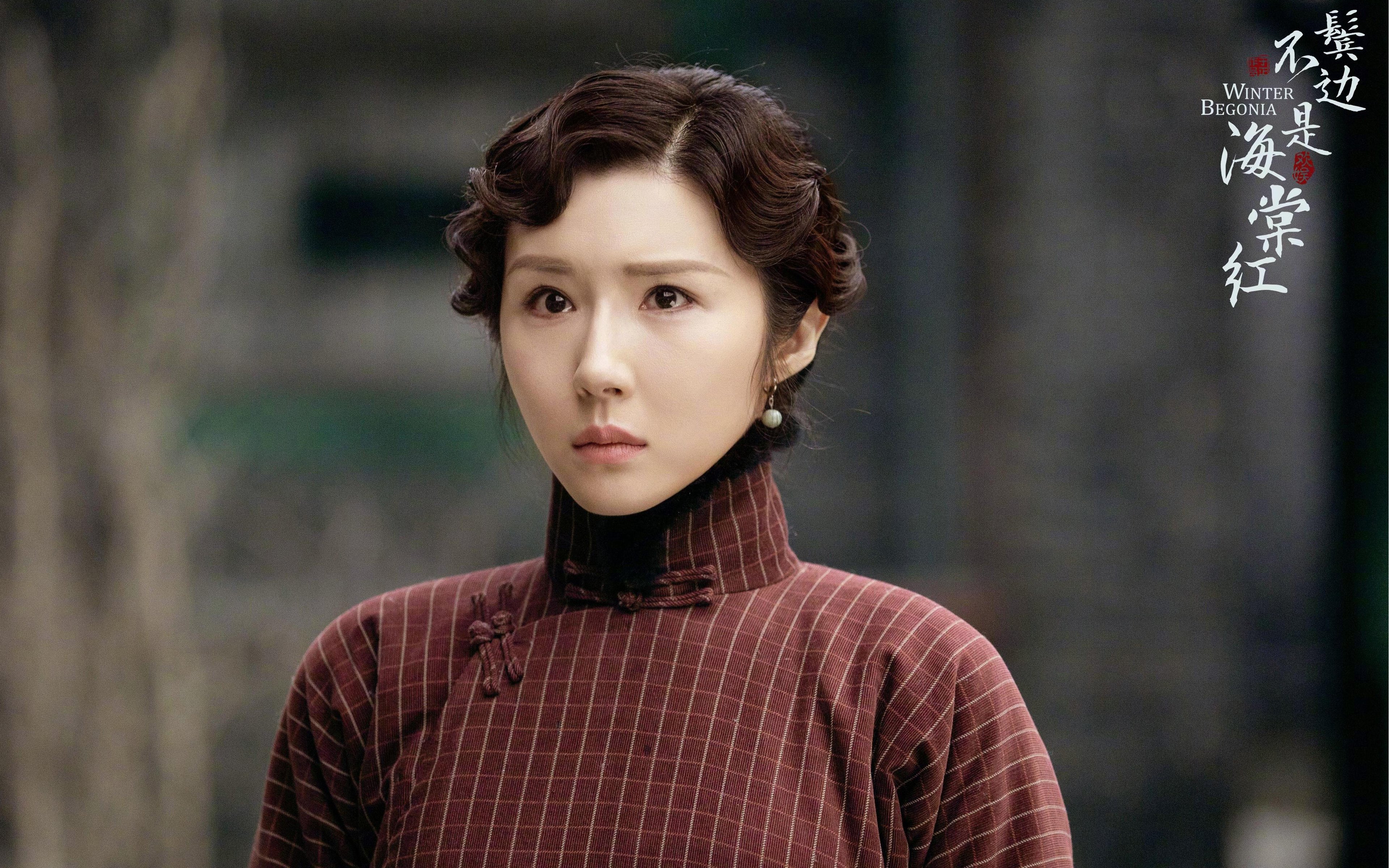 历史交汇夜，莱万无懈可击，曼联终场绝杀—足球的两种极致演绎