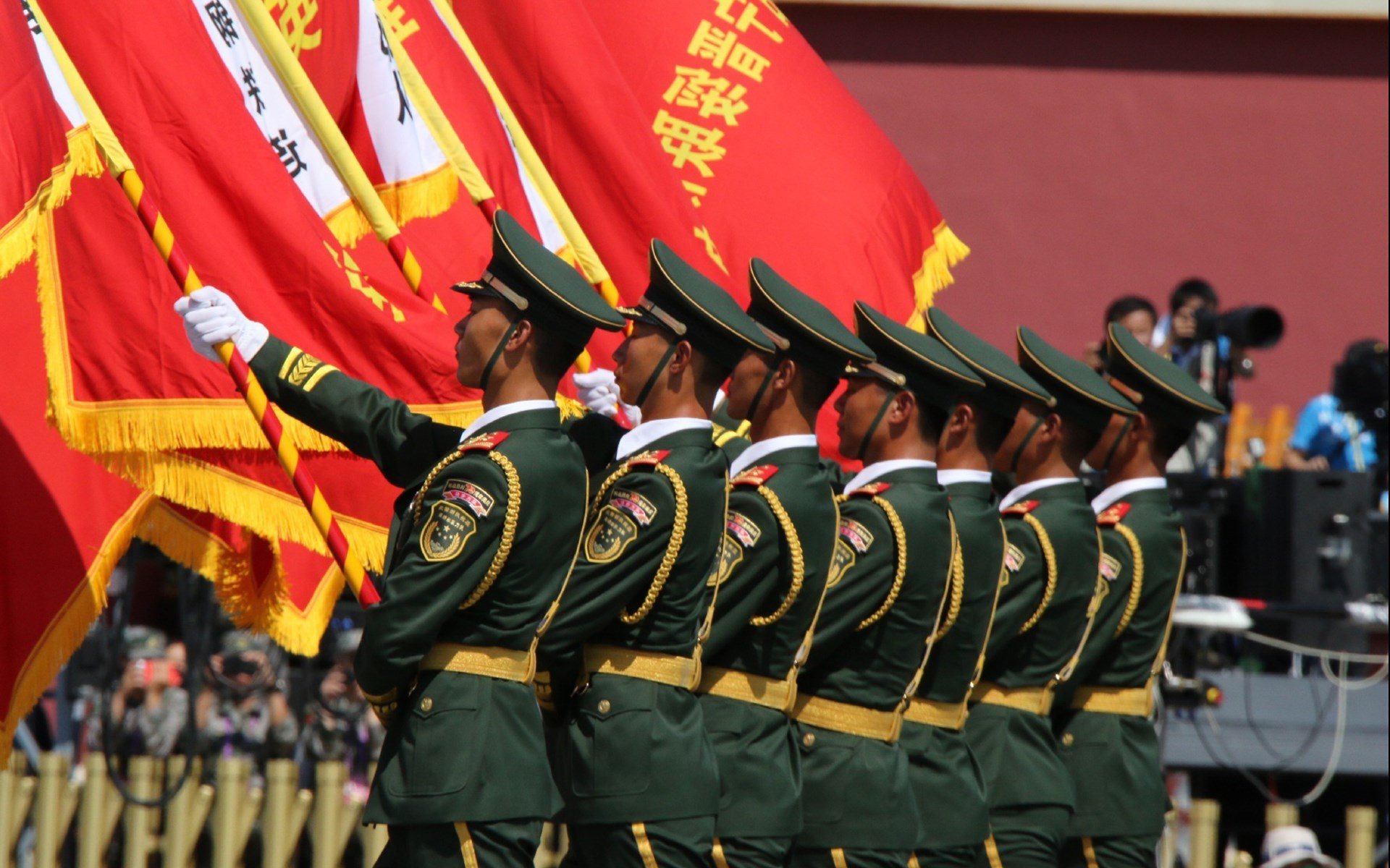 暗夜奇袭，当吉林队狂胜篮网，保罗如何成为那个颠覆剧本的关键先生？